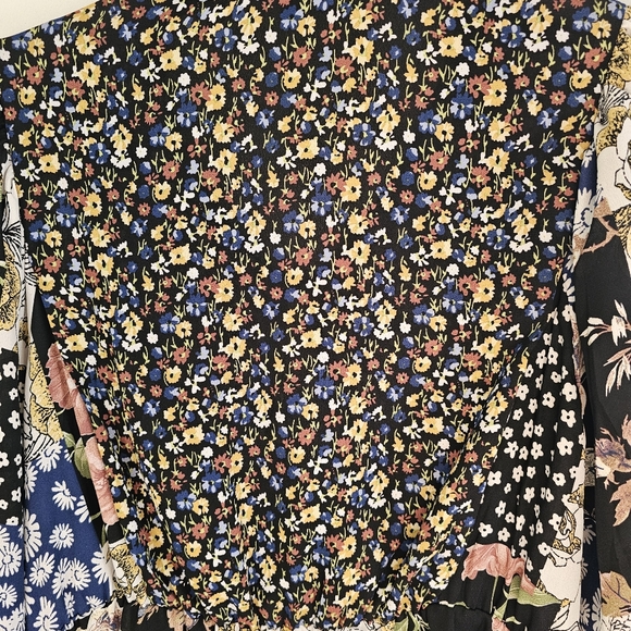 Floral Patchwork Dress - Picture 8 of 9